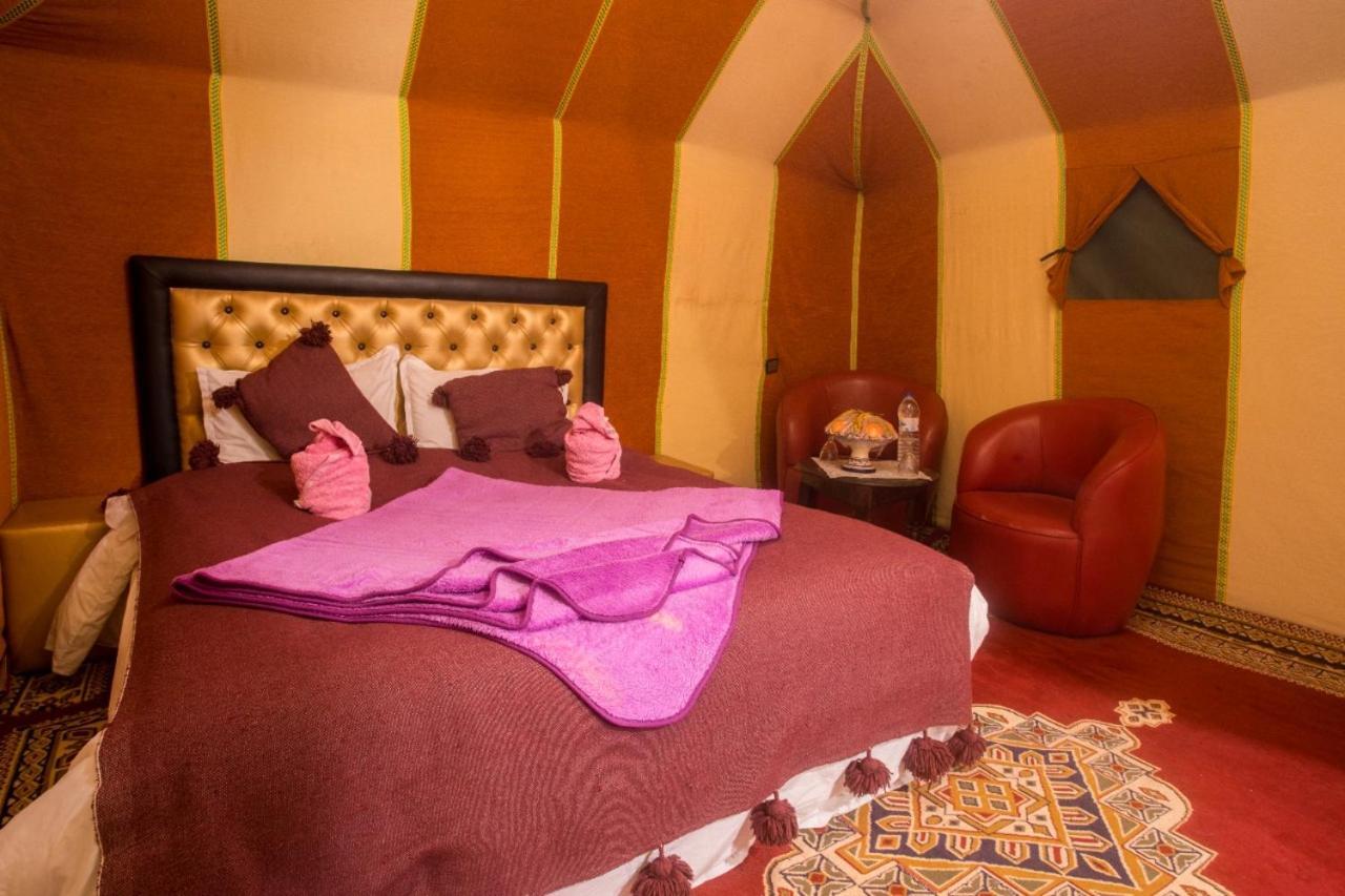 Ammar Luxury Camp Hotel เมอร์ซูกา ภายนอก รูปภาพ