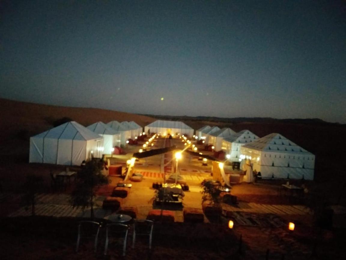 Ammar Luxury Camp Hotel เมอร์ซูกา ภายนอก รูปภาพ