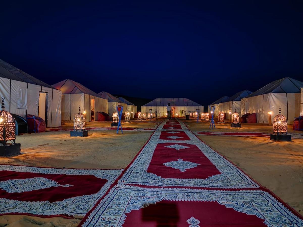 Ammar Luxury Camp Hotel เมอร์ซูกา ภายนอก รูปภาพ