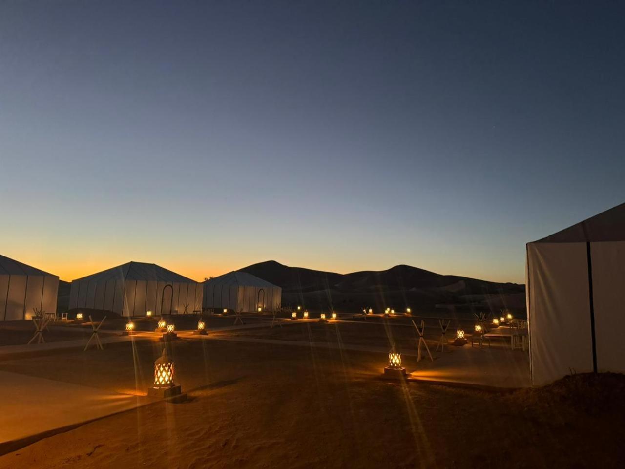 Ammar Luxury Camp Hotel เมอร์ซูกา ภายนอก รูปภาพ