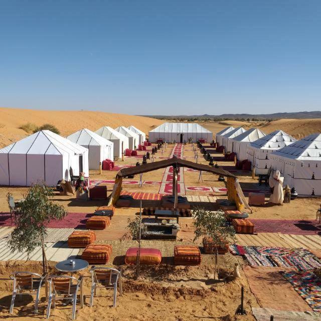 Ammar Luxury Camp Hotel เมอร์ซูกา ภายนอก รูปภาพ